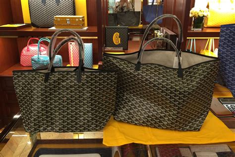 goyard tote pm vs gm|goyard pm tote price.